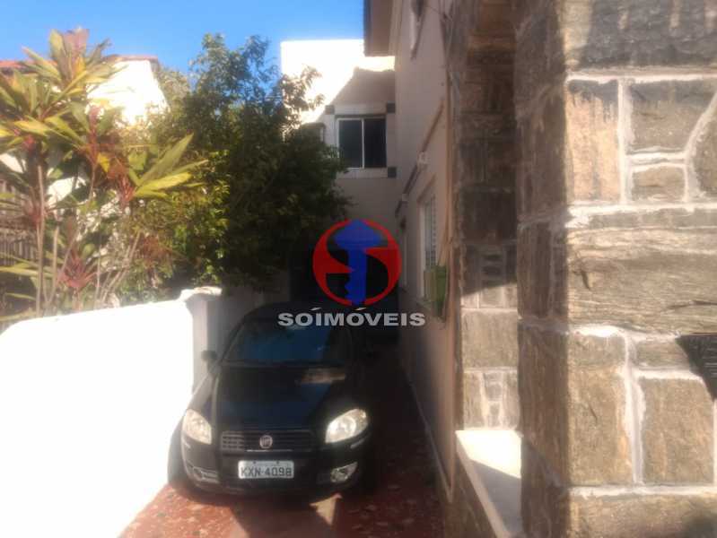 Conheça GARAGEM do imóvel - Casa 4 quartos à venda Lins de Vasconcelos, Rio de Janeiro - R$ 950.000 - TJCA40056 - 22 GARAGEM - Casa 4 quartos à venda Lins de Vasconcelos, Rio de Janeiro - R$ 950.000 - TJCA40056 - 22