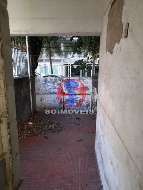 Conheça GARAGEM do imóvel - Casa 5 quartos à venda Tijuca, Rio de Janeiro - R$ 750.000 - TJCA50021 - 9 GARAGEM - Casa 5 quartos à venda Tijuca, Rio de Janeiro - R$ 750.000 - TJCA50021 - 9