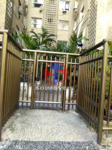 Conheça FRENTE PRÉDIO do imóvel - Apartamento à venda Rua Ministro Viveiros de Castro,Copacabana, Rio de Janeiro - R$ 380.000 - TJAP10358 - 17 FRENTE PRÉDIO - Apartamento à venda Rua Ministro Viveiros de Castro,Copacabana, Rio de Janeiro - R$ 380.000 - TJAP10358 - 17