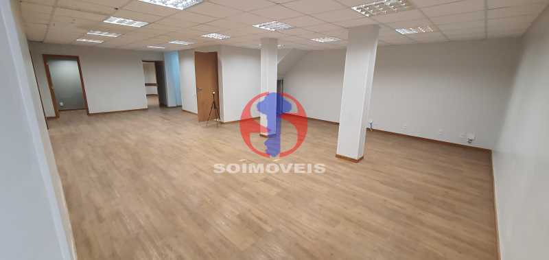Conheça SALÃO PISO do imóvel - Prédio 700m² para venda e aluguel Maracanã, Rio de Janeiro - R$ 2.800.000 - TJPR00006 - 3 SALÃO PISO - Prédio 700m² para venda e aluguel Maracanã, Rio de Janeiro - R$ 2.800.000 - TJPR00006 - 3