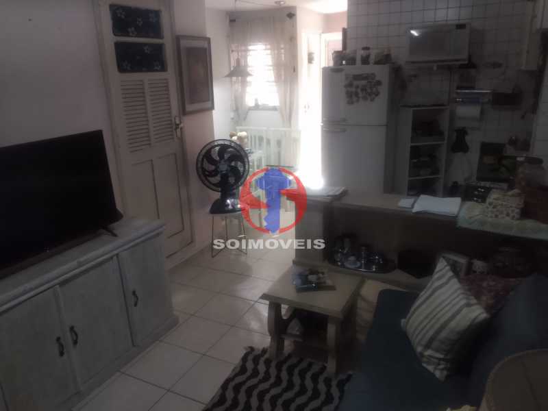 Conheça SALA/ COZ do imóvel - Casa 1 quarto à venda Del Castilho, Rio de Janeiro - R$ 250.000 - TJCA10007 - 3 SALA/ COZ - Casa 1 quarto à venda Del Castilho, Rio de Janeiro - R$ 250.000 - TJCA10007 - 3