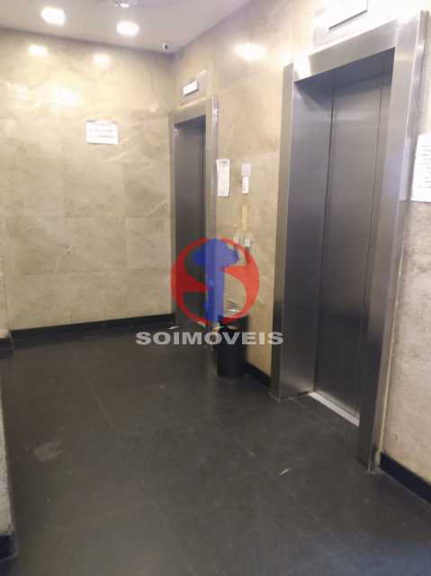 Conheça Elevadores do imóvel - Apartamento 1 quarto à venda Centro, Rio de Janeiro - R$ 218.000 - TJAP10407 - 20 Elevadores - Apartamento 1 quarto à venda Centro, Rio de Janeiro - R$ 218.000 - TJAP10407 - 20