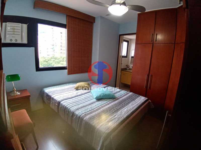 Conheça 1° quarto suite do imóvel - Cobertura 3 quartos à venda Tijuca, Rio de Janeiro - R$ 1.190.000 - TJCO30071 - 10 1° quarto suite - Cobertura 3 quartos à venda Tijuca, Rio de Janeiro - R$ 1.190.000 - TJCO30071 - 10