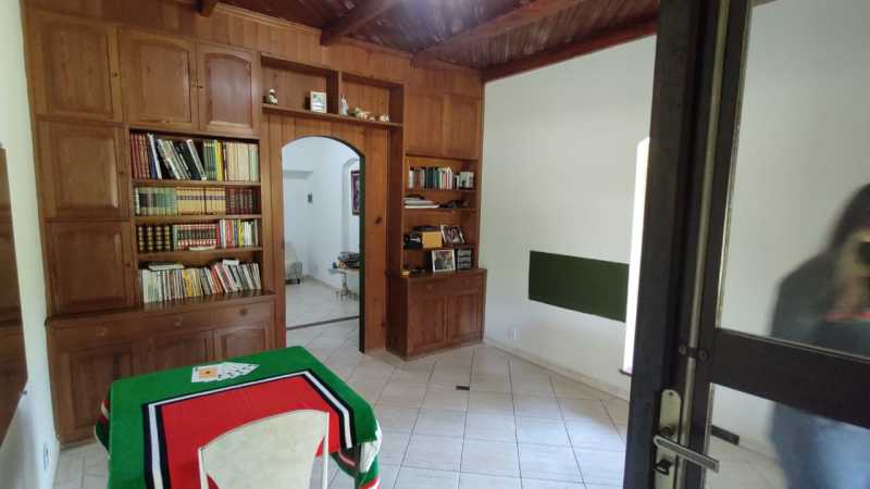 Conheça Escritório Casa Principal do imóvel - Sítio 22000m² à venda Itatiba,SP - R$ 3.500.000 - VISI40001 - 21 Escritório Casa Principal - Sítio 22000m² à venda Itatiba,SP - R$ 3.500.000 - VISI40001 - 21