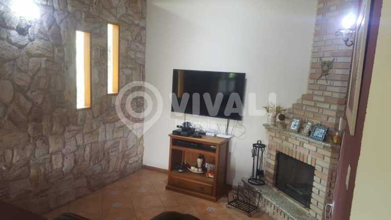 Conheça Sala do imóvel - Chácara 1001m² à venda Itatiba,SP - R$ 750.000 - VICH30008 - 4 Sala - Chácara 1001m² à venda Itatiba,SP - R$ 750.000 - VICH30008 - 4