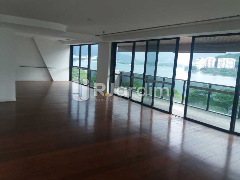Conheça Living do imóvel - Apartamento à venda Avenida Epitácio Pessoa,Lagoa, Zona Sul,Rio de Janeiro - R$ 5.500.000 - AP1037 - 1 Living - Apartamento à venda Avenida Epitácio Pessoa,Lagoa, Zona Sul,Rio de Janeiro - R$ 5.500.000 - AP1037 - 1
