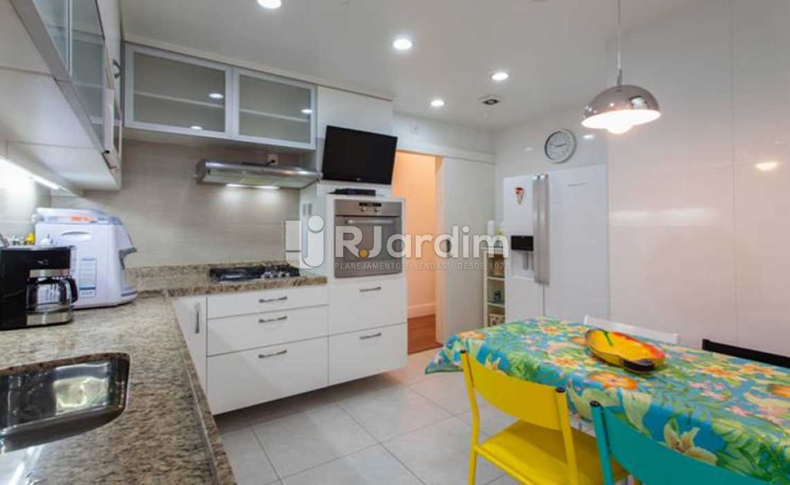 Conheça COPA COZINHA do imóvel - Compra Venda Avaliação Imóveis Apartamento Copacabana 3 Quartos - AP1361 - 9 COPA COZINHA - Compra Venda Avaliação Imóveis Apartamento Copacabana 3 Quartos - AP1361 - 9