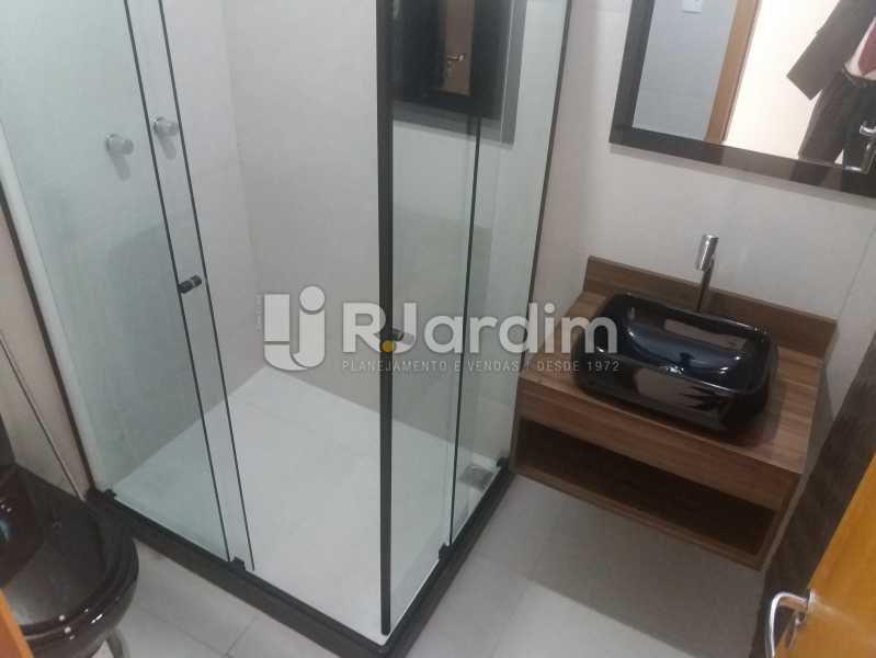 Conheça Banheiro do imóvel - Compra Venda Avaliação Imóveis Apartamento Copacabana 3 Quartos - AP1586 - 23 Banheiro - Compra Venda Avaliação Imóveis Apartamento Copacabana 3 Quartos - AP1586 - 23