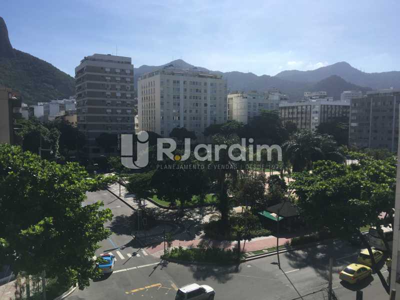 Conheça Vista frontal do imóvel - Apartamento Leblon 3 Quartos Compra Venda Avaliação Imóveis - AP1702 - 4 Vista frontal - Apartamento Leblon 3 Quartos Compra Venda Avaliação Imóveis - AP1702 - 4
