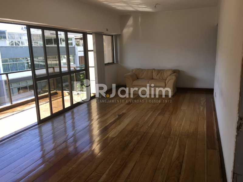 Conheça Sala do imóvel - Apartamento Leblon 3 Quartos Compra Venda Avaliação Imóveis - AP1702 - 8 Sala - Apartamento Leblon 3 Quartos Compra Venda Avaliação Imóveis - AP1702 - 8
