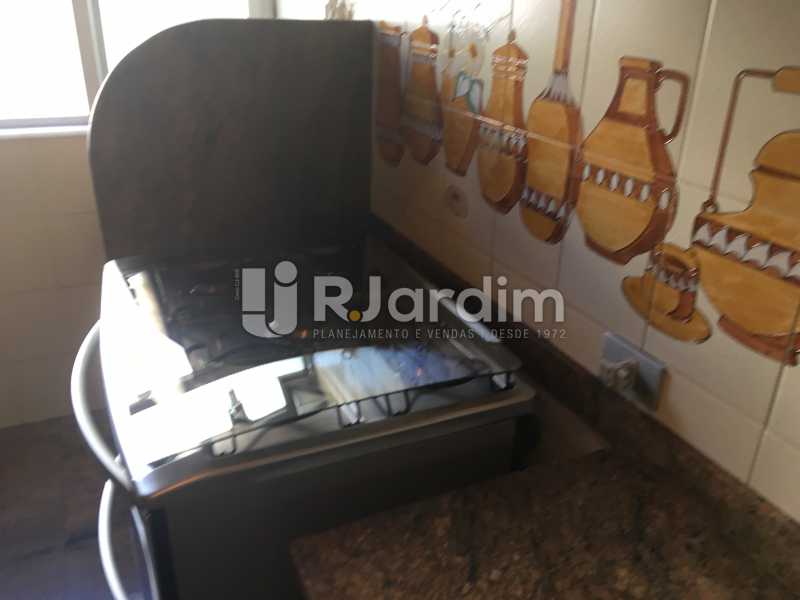 Conheça Cozinha do imóvel - Apartamento Leblon 3 Quartos Compra Venda Avaliação Imóveis - AP1702 - 23 Cozinha - Apartamento Leblon 3 Quartos Compra Venda Avaliação Imóveis - AP1702 - 23