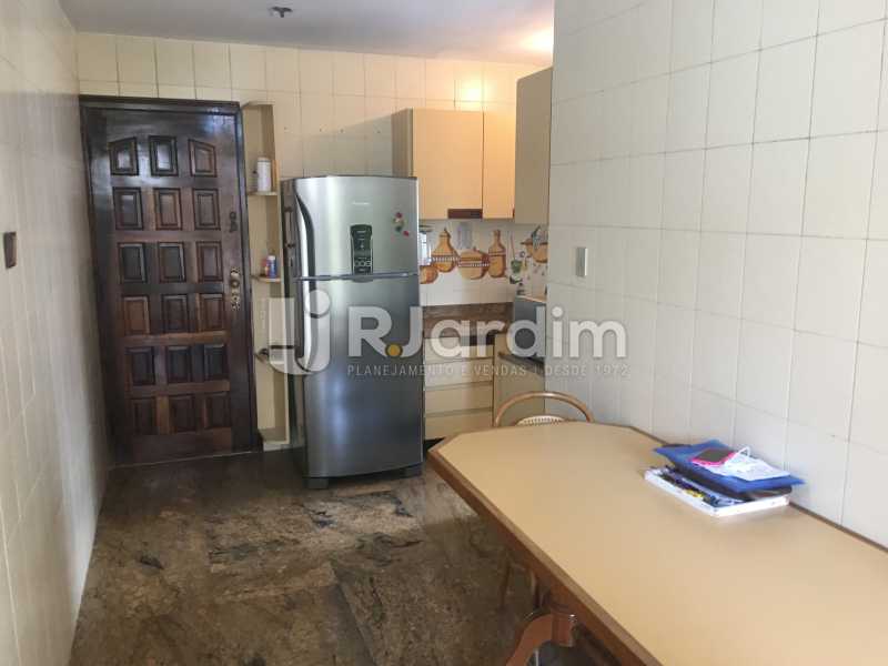 Conheça Copa/cozinha do imóvel - Apartamento Leblon 3 Quartos Compra Venda Avaliação Imóveis - AP1702 - 26 Copa/cozinha - Apartamento Leblon 3 Quartos Compra Venda Avaliação Imóveis - AP1702 - 26