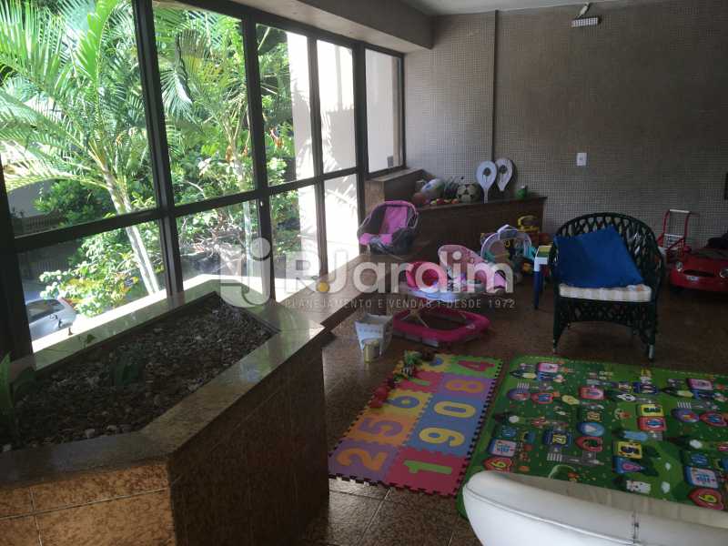 Conheça Playground do imóvel - Apartamento Leblon 3 Quartos Compra Venda Avaliação Imóveis - AP1702 - 27 Playground - Apartamento Leblon 3 Quartos Compra Venda Avaliação Imóveis - AP1702 - 27