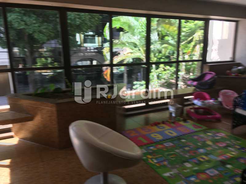 Conheça Playground do imóvel - Apartamento Leblon 3 Quartos Compra Venda Avaliação Imóveis - AP1702 - 29 Playground - Apartamento Leblon 3 Quartos Compra Venda Avaliação Imóveis - AP1702 - 29