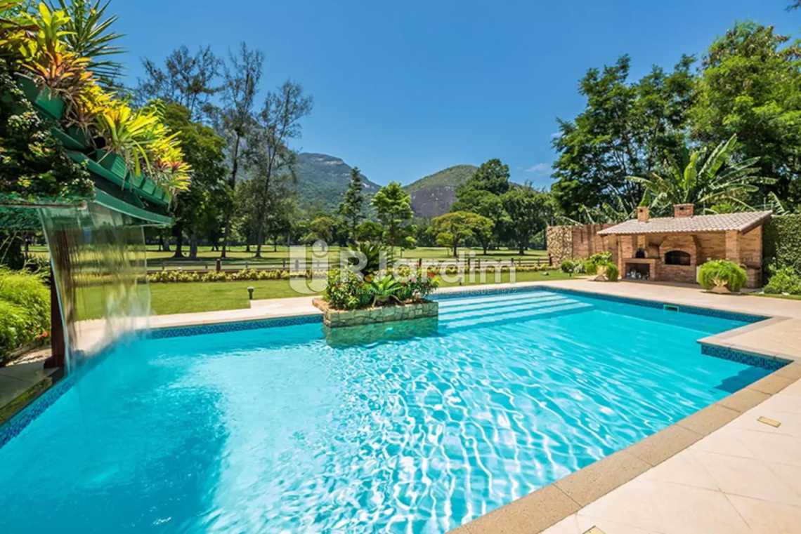 Conheça Piscina do imóvel - Casa em Condominio À Venda - Itanhangá - Rio de Janeiro - RJ - LACN40020 - 6 Piscina - Casa em Condominio À Venda - Itanhangá - Rio de Janeiro - RJ - LACN40020 - 6