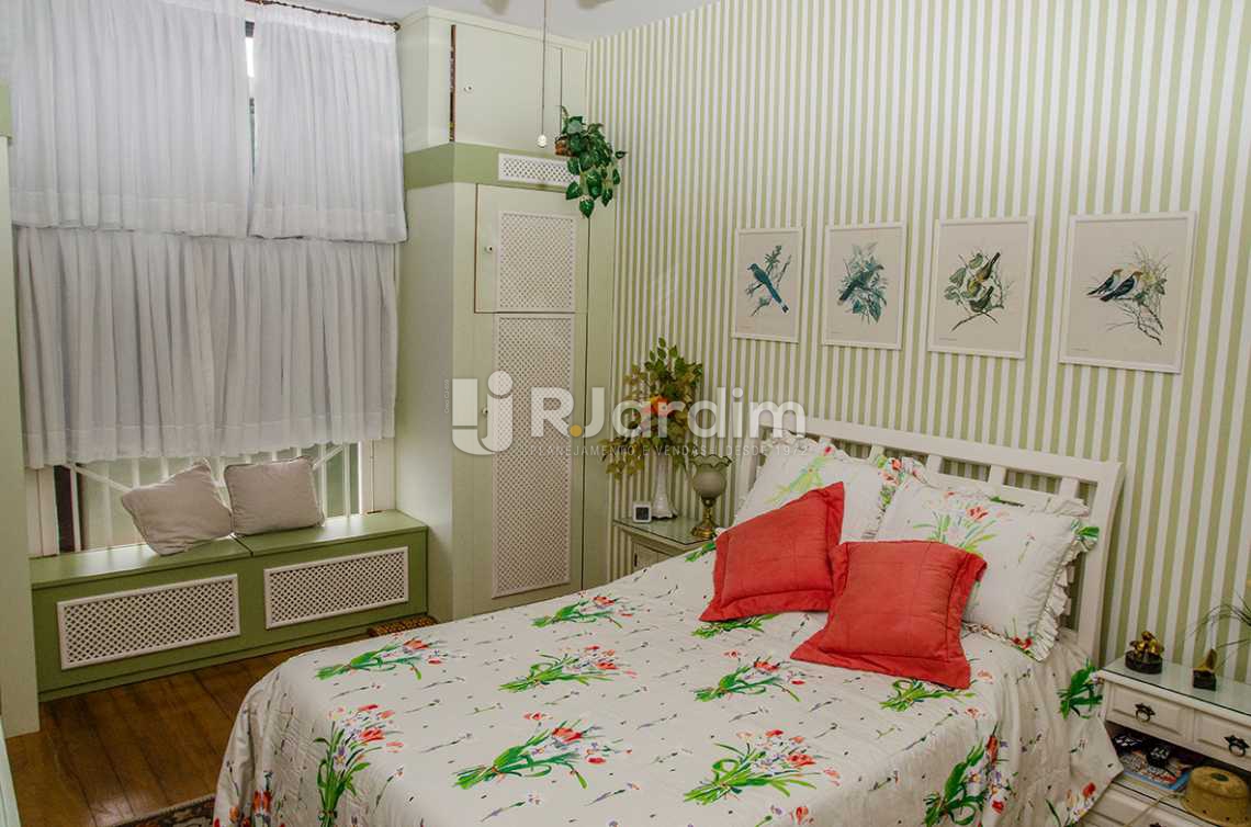 Conheça suíte do imóvel - Compra Venda Casa Jardim Botânico 4 Quartos - CA0184 - 11 suíte - Compra Venda Casa Jardim Botânico 4 Quartos - CA0184 - 11