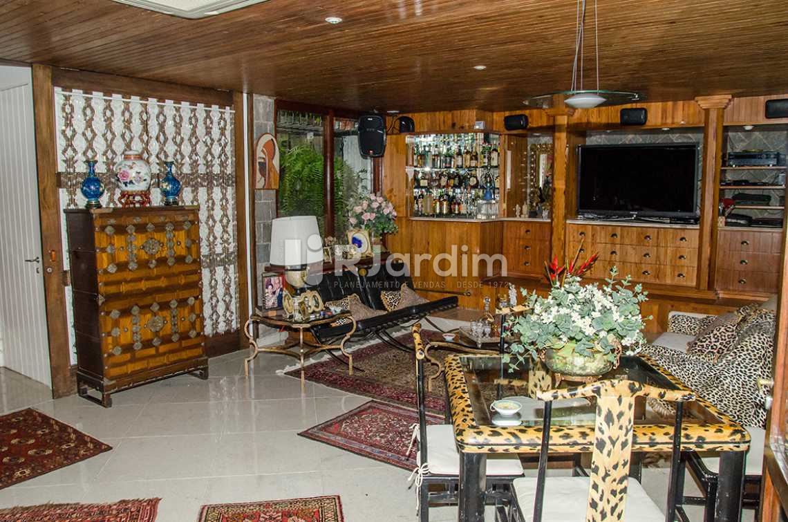 Conheça sala de estar do imóvel - Compra Venda Casa Jardim Botânico 4 Quartos - CA0184 - 1 sala de estar - Compra Venda Casa Jardim Botânico 4 Quartos - CA0184 - 1