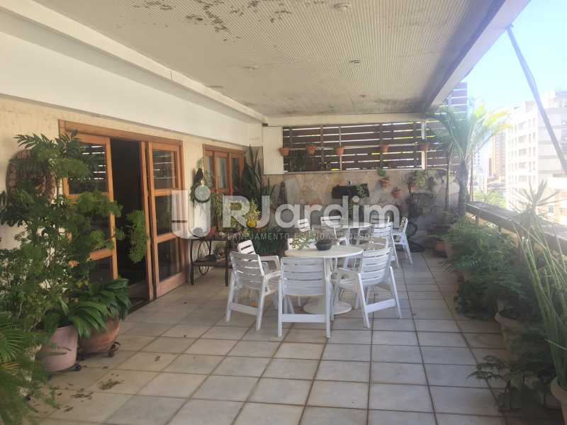 Conheça Varanda do imóvel - Cobertura Avenida Ataulfo de Paiva,Leblon, Zona Sul,Rio de Janeiro, RJ À Venda, 5 Quartos, 415m² - CO0138 - 5 Varanda - Cobertura Avenida Ataulfo de Paiva,Leblon, Zona Sul,Rio de Janeiro, RJ À Venda, 5 Quartos, 415m² - CO0138 - 5
