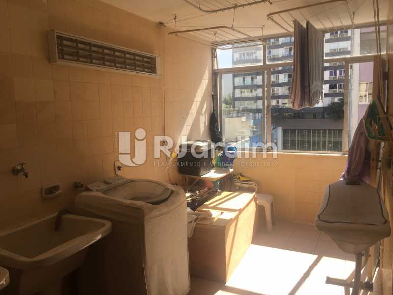 Conheça Área de serviço do imóvel - Cobertura Avenida Ataulfo de Paiva,Leblon, Zona Sul,Rio de Janeiro, RJ À Venda, 5 Quartos, 415m² - CO0138 - 17 Área de serviço - Cobertura Avenida Ataulfo de Paiva,Leblon, Zona Sul,Rio de Janeiro, RJ À Venda, 5 Quartos, 415m² - CO0138 - 17