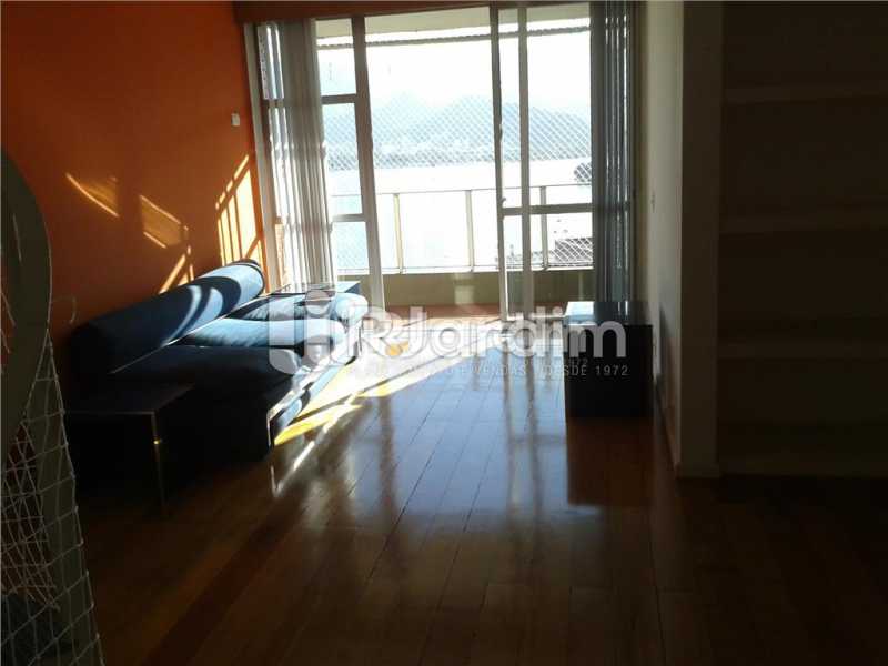 Conheça Sala / vista Lagoa do imóvel - Compra Venda Avaliação Imóveis Cobertura Lagoa 3 Quartos - CO0177 - 5 Sala / vista Lagoa - Compra Venda Avaliação Imóveis Cobertura Lagoa 3 Quartos - CO0177 - 5