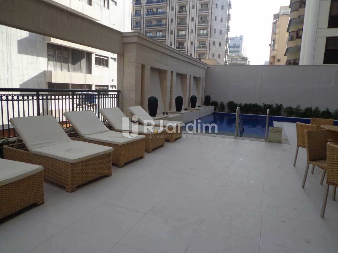 Conheça Piscina do imóvel - Flat Ipanema, Zona Sul,Rio de Janeiro, RJ À Venda, 2 Quartos, 73m² - FL0036 - 17 Piscina - Flat Ipanema, Zona Sul,Rio de Janeiro, RJ À Venda, 2 Quartos, 73m² - FL0036 - 17