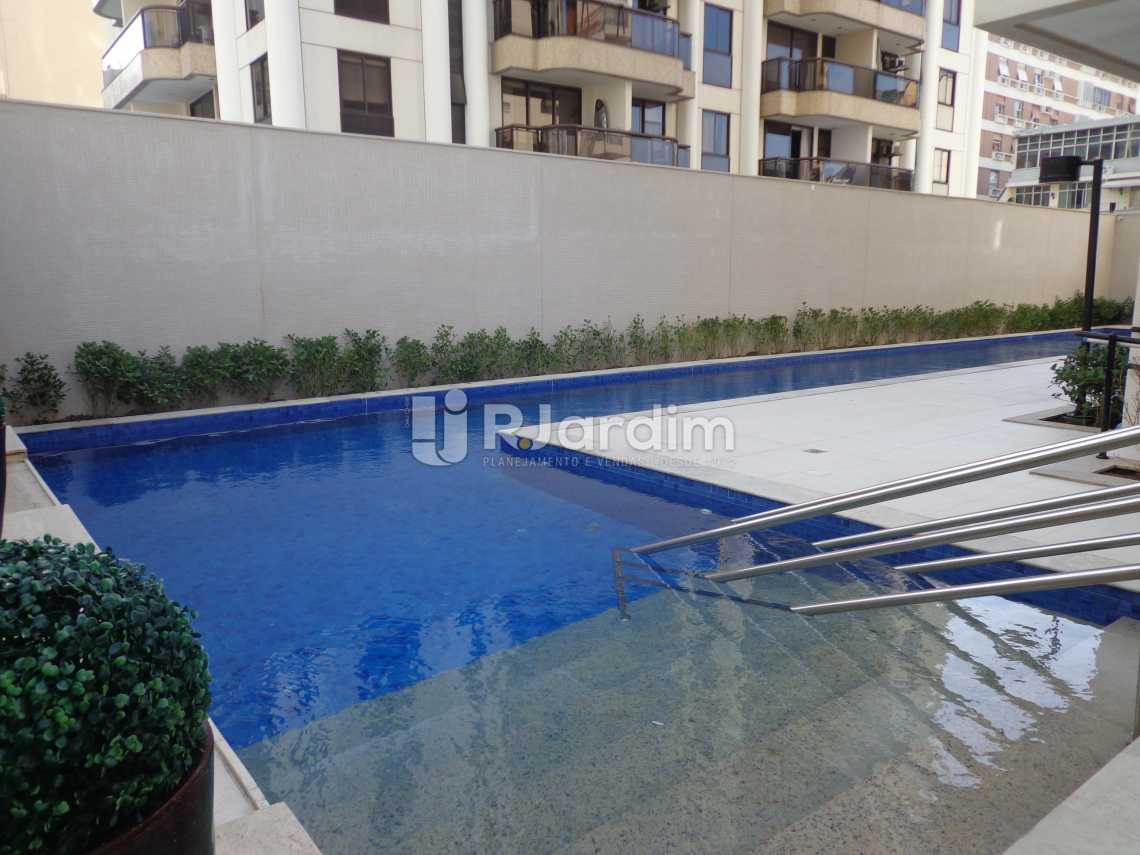 Conheça Piscina do imóvel - Flat Ipanema, Zona Sul,Rio de Janeiro, RJ À Venda, 2 Quartos, 73m² - FL0036 - 24 Piscina - Flat Ipanema, Zona Sul,Rio de Janeiro, RJ À Venda, 2 Quartos, 73m² - FL0036 - 24