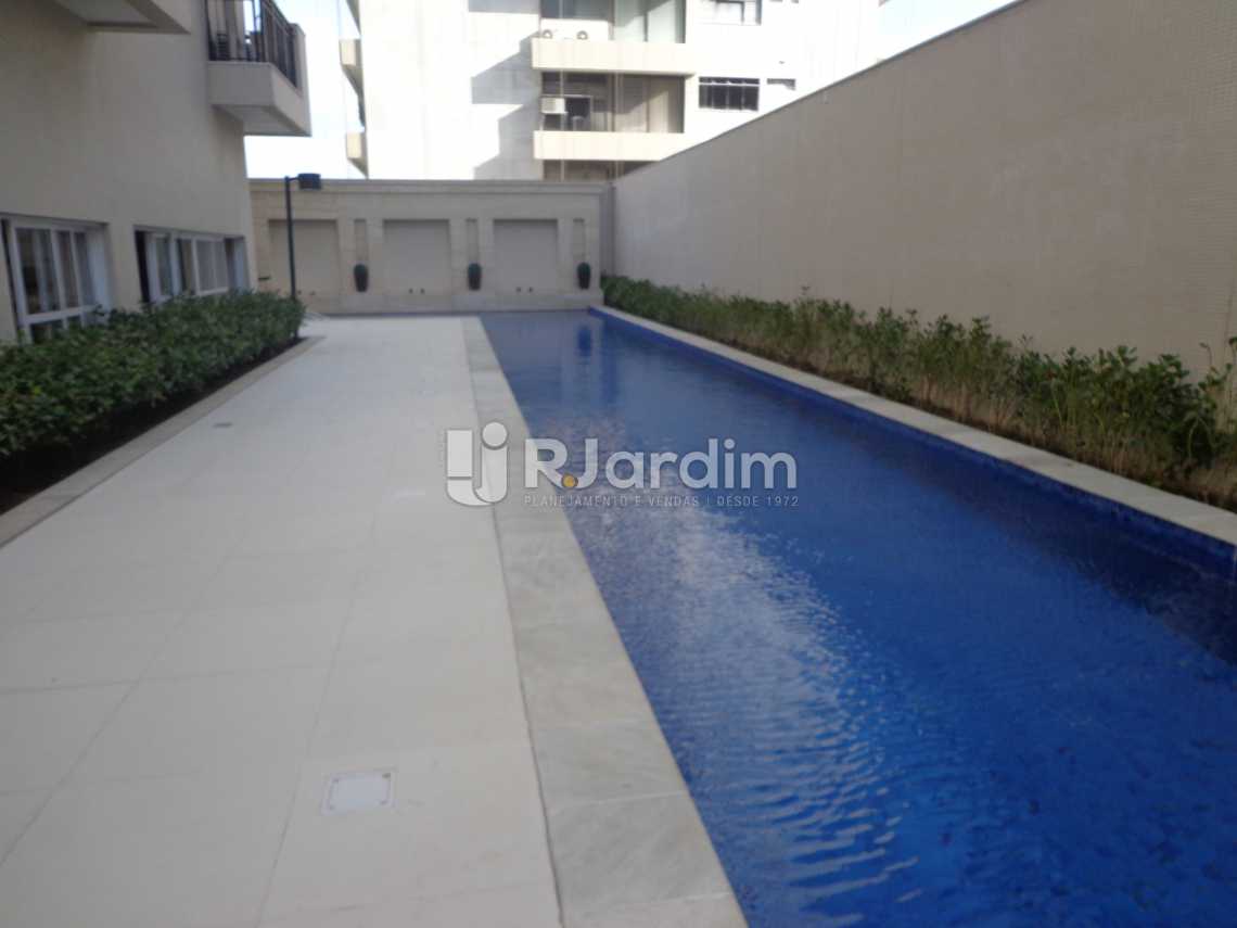 Conheça Piscina do imóvel - Flat Ipanema, Zona Sul,Rio de Janeiro, RJ À Venda, 2 Quartos, 73m² - FL0036 - 20 Piscina - Flat Ipanema, Zona Sul,Rio de Janeiro, RJ À Venda, 2 Quartos, 73m² - FL0036 - 20