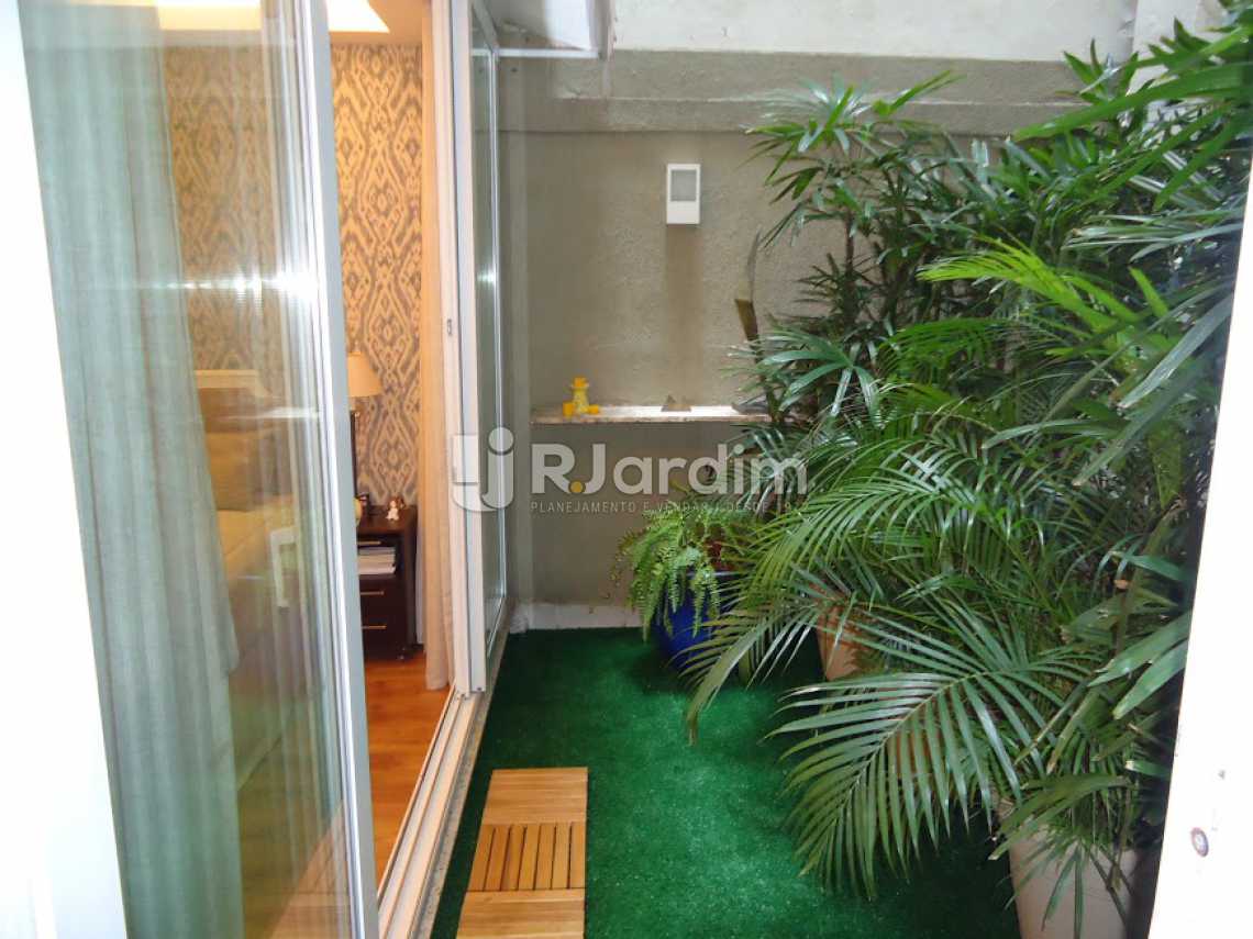 Conheça Suíte Jardim Privativo do imóvel - Compra Venda Apartamento Ipanema 4 Quartos - LAAP40030 - 12 Suíte Jardim Privativo - Compra Venda Apartamento Ipanema 4 Quartos - LAAP40030 - 12
