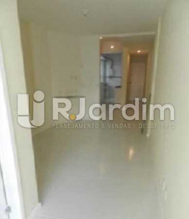 Conheça 8 Sala do imóvel - Apartamento À Venda - Botafogo - Rio de Janeiro - RJ - LAAP31962 - 9 8 Sala - Apartamento À Venda - Botafogo - Rio de Janeiro - RJ - LAAP31962 - 9