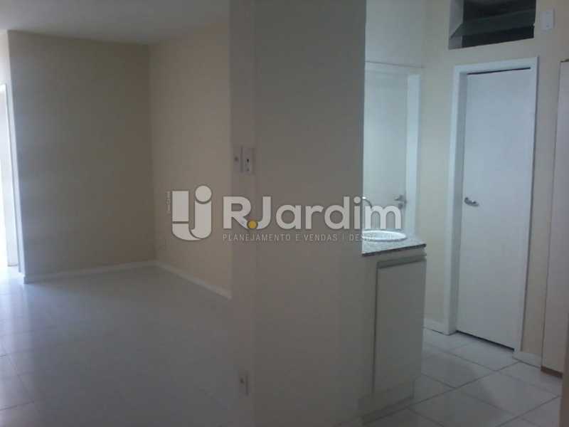 Conheça 14 Sala do imóvel - Apartamento À Venda - Botafogo - Rio de Janeiro - RJ - LAAP31962 - 15 14 Sala - Apartamento À Venda - Botafogo - Rio de Janeiro - RJ - LAAP31962 - 15