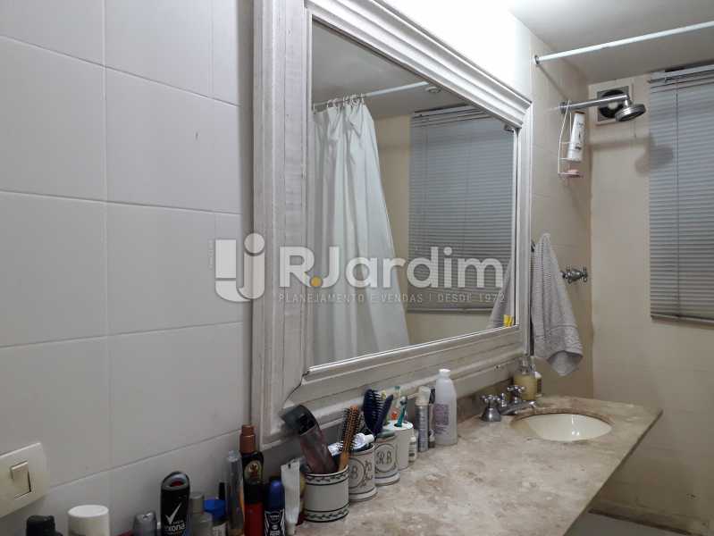 Conheça Banheiro Social do imóvel - Apartamento À VENDA, Ipanema, Rio de Janeiro, RJ - LAAP30155 - 16 Banheiro Social - Apartamento À VENDA, Ipanema, Rio de Janeiro, RJ - LAAP30155 - 16