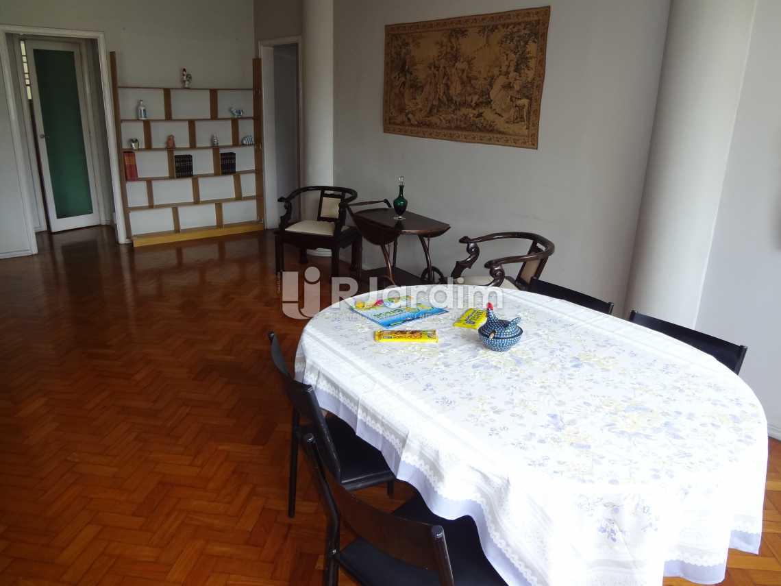 Conheça sala do imóvel - Imóveis Compra Venda Avaliação Apartamento Copacabana 4 Quartos - LAAP40085 - 7 sala - Imóveis Compra Venda Avaliação Apartamento Copacabana 4 Quartos - LAAP40085 - 7