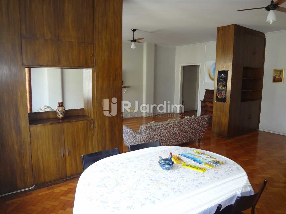 Conheça sala do imóvel - Imóveis Compra Venda Avaliação Apartamento Copacabana 4 Quartos - LAAP40085 - 6 sala - Imóveis Compra Venda Avaliação Apartamento Copacabana 4 Quartos - LAAP40085 - 6