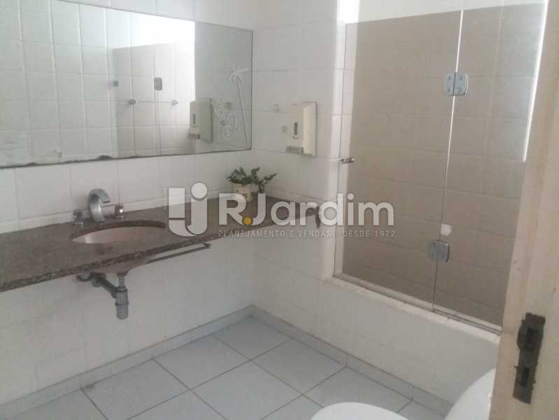 Conheça Banheiro do imóvel - Casa À Venda - Jardim Botânico - Rio de Janeiro - RJ - LACA50003 - 14 Banheiro - Casa À Venda - Jardim Botânico - Rio de Janeiro - RJ - LACA50003 - 14