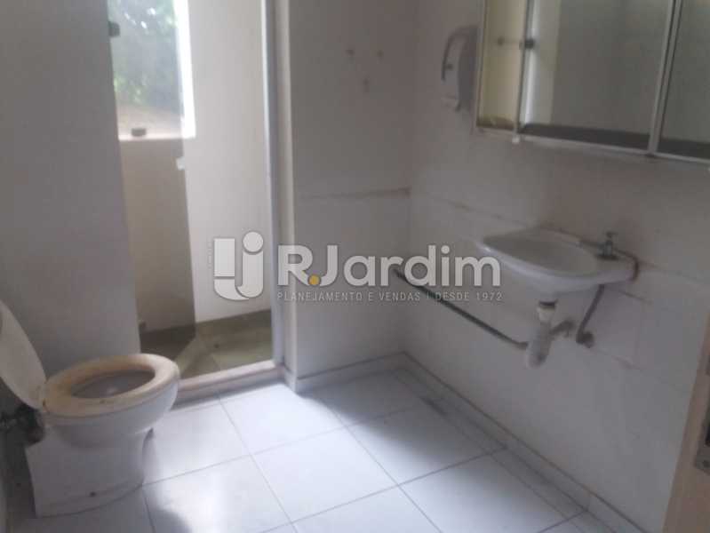 Conheça Banheiro do imóvel - Casa À Venda - Jardim Botânico - Rio de Janeiro - RJ - LACA50003 - 17 Banheiro - Casa À Venda - Jardim Botânico - Rio de Janeiro - RJ - LACA50003 - 17