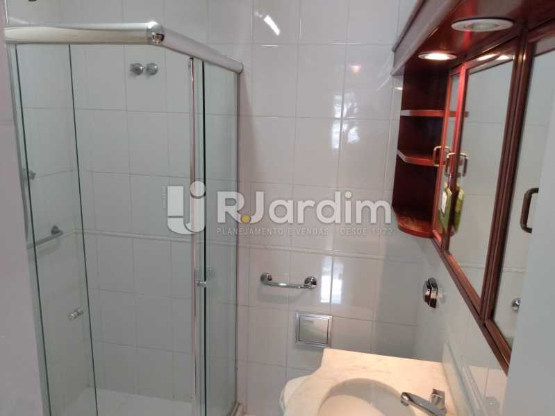 Conheça Banheiro Suíte do imóvel - Apartamento À Venda - Jardim Botânico - Rio de Janeiro - RJ - LAAP30207 - 9 Banheiro Suíte - Apartamento À Venda - Jardim Botânico - Rio de Janeiro - RJ - LAAP30207 - 9