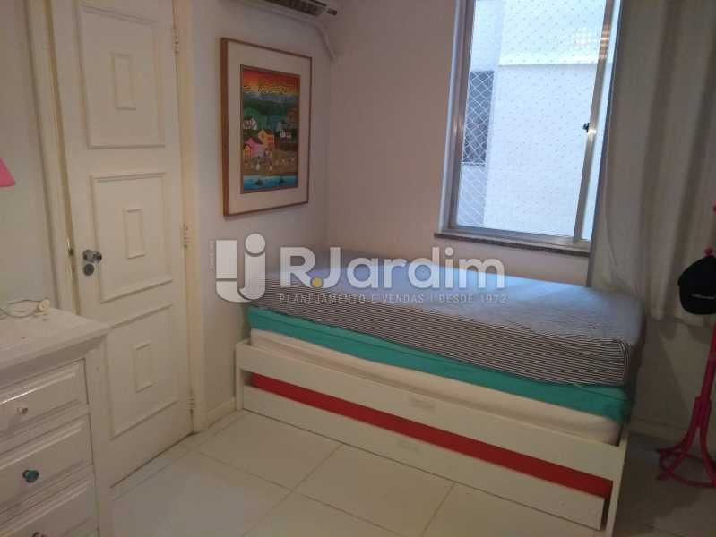 Conheça Quarto do imóvel - Apartamento À Venda - Copacabana - Rio de Janeiro - RJ - LAAP20149 - 14 Quarto - Apartamento À Venda - Copacabana - Rio de Janeiro - RJ - LAAP20149 - 14