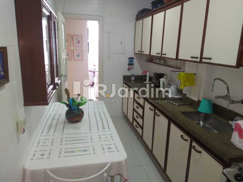 Conheça Cozinha do imóvel - Apartamento À Venda - Copacabana - Rio de Janeiro - RJ - LAAP20149 - 23 Cozinha - Apartamento À Venda - Copacabana - Rio de Janeiro - RJ - LAAP20149 - 23