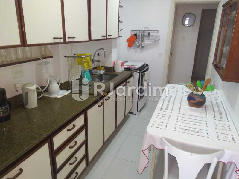 Conheça Cozinha do imóvel - Apartamento À Venda - Copacabana - Rio de Janeiro - RJ - LAAP20149 - 22 Cozinha - Apartamento À Venda - Copacabana - Rio de Janeiro - RJ - LAAP20149 - 22
