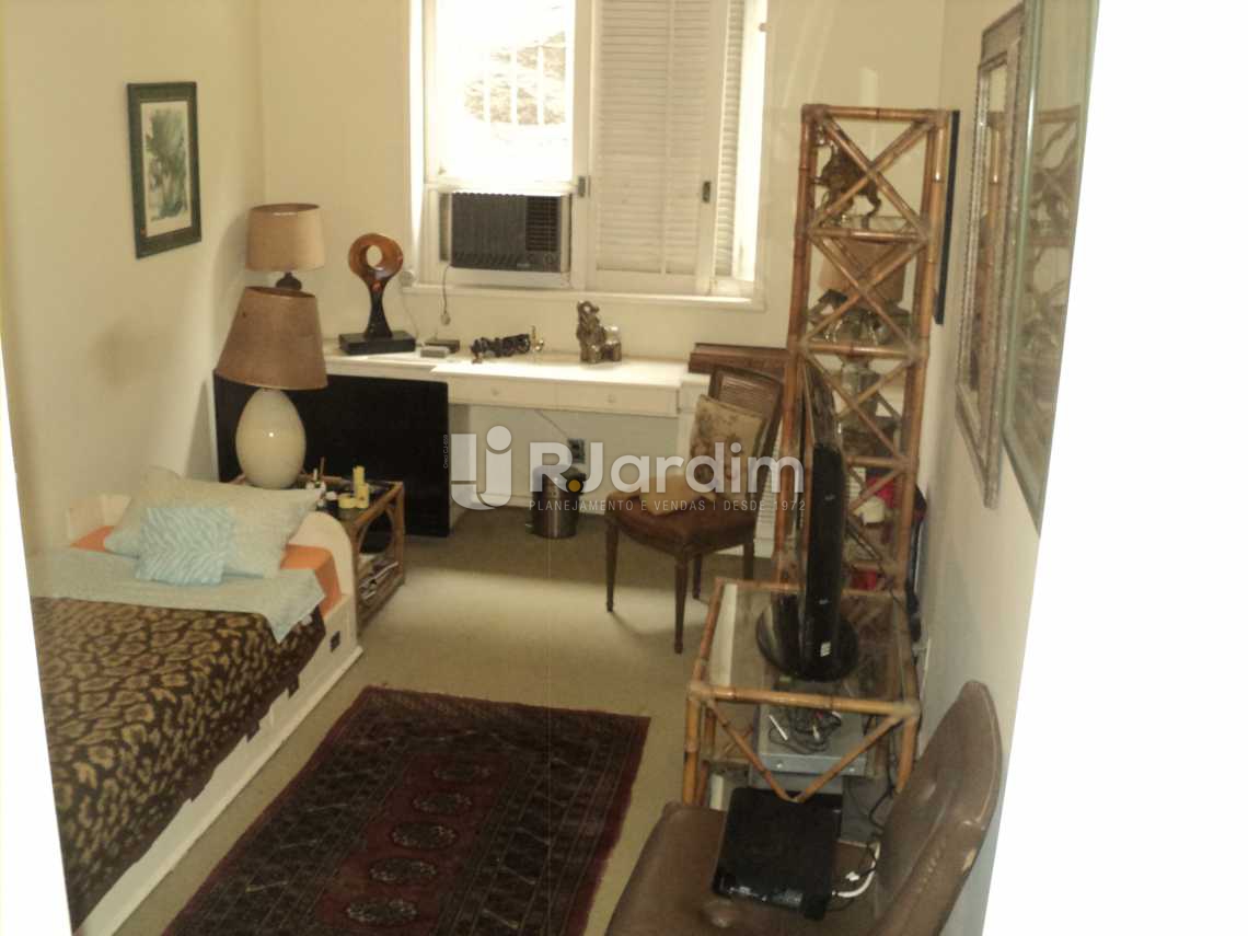 Conheça 18 QUARTO 4 do imóvel - Apartamento À VENDA, Flamengo, Rio de Janeiro, RJ - AP0321 - 19 18 QUARTO 4 - Apartamento À VENDA, Flamengo, Rio de Janeiro, RJ - AP0321 - 19