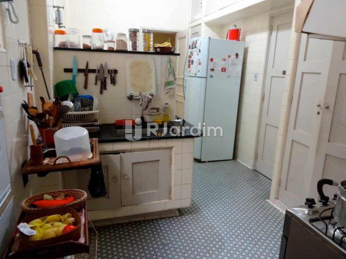 Conheça Cozinha do imóvel - Quadra da praia. - LAAP31724 - 15 Cozinha - Quadra da praia. - LAAP31724 - 15