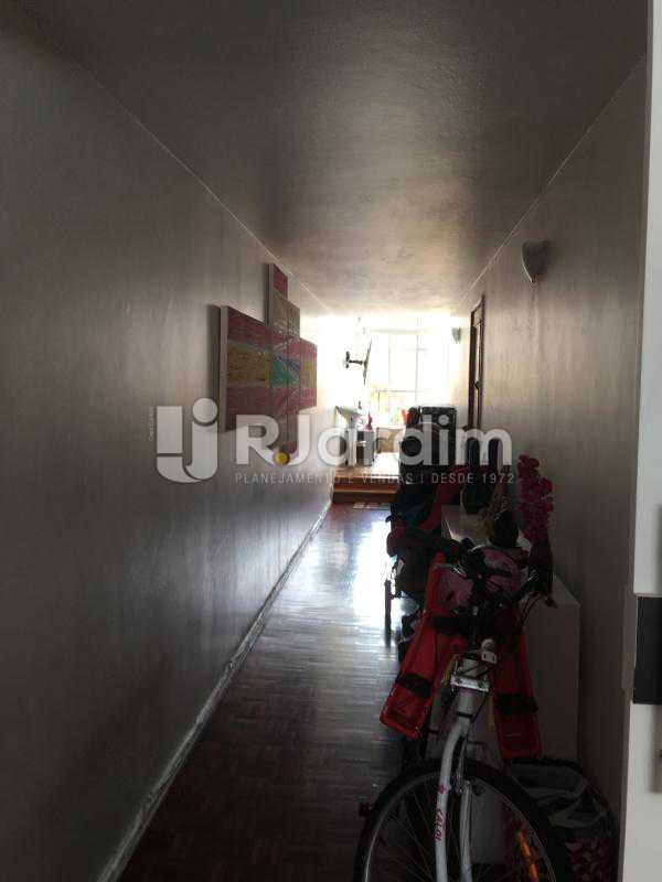 Conheça corredor do imóvel - Cobertura À Venda - Leblon - Rio de Janeiro - RJ - LACO30038 - 16 corredor - Cobertura À Venda - Leblon - Rio de Janeiro - RJ - LACO30038 - 16