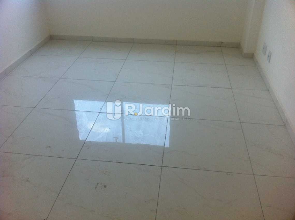 Conheça VIA MARGUTTA do imóvel - Via Margutta Cobertura Tijuca 3 Quartos - LACO30042 - 12 VIA MARGUTTA - Via Margutta Cobertura Tijuca 3 Quartos - LACO30042 - 12