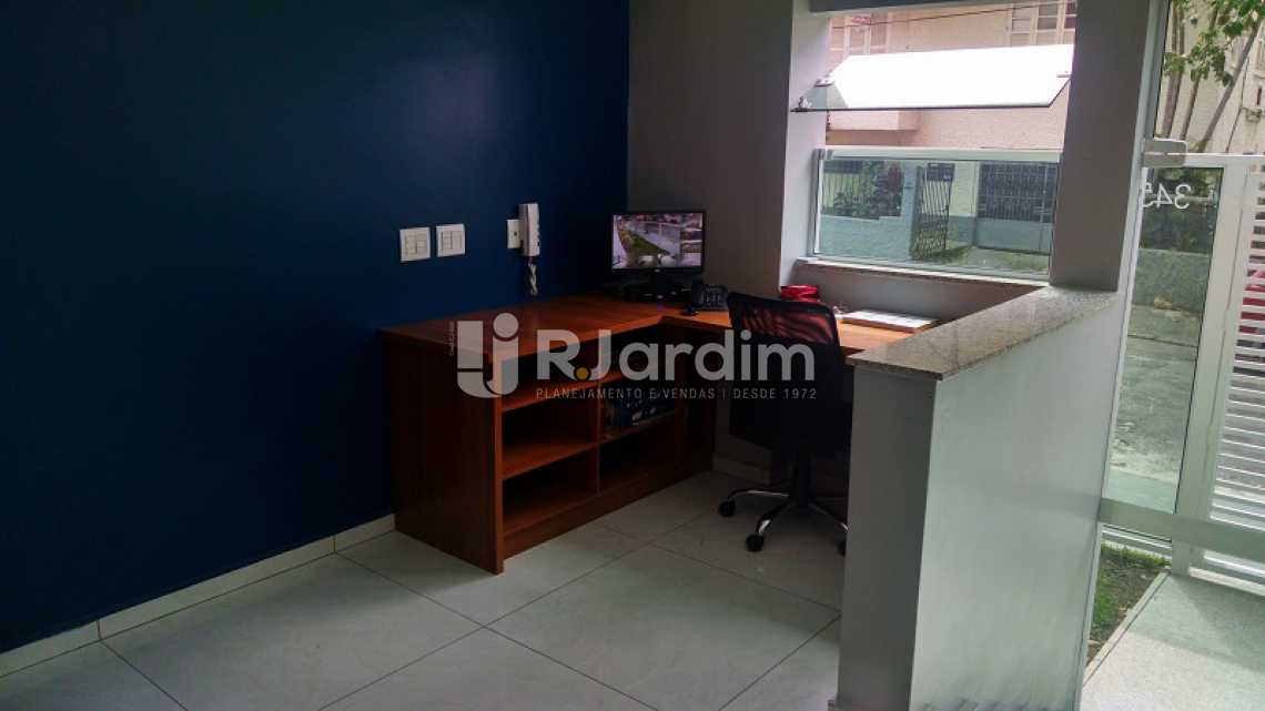 Conheça VIA MARGUTTA do imóvel - Via Margutta Cobertura Tijuca 3 Quartos - LACO30042 - 24 VIA MARGUTTA - Via Margutta Cobertura Tijuca 3 Quartos - LACO30042 - 24
