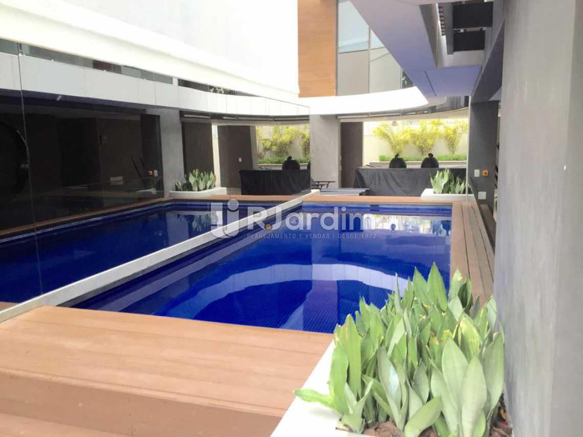 Conheça Piscina térmica do imóvel - Compra Venda Avaliação Imóveis Apartamento Ipanema 4 Suítes - LAAP40153 - 25 Piscina térmica - Compra Venda Avaliação Imóveis Apartamento Ipanema 4 Suítes - LAAP40153 - 25