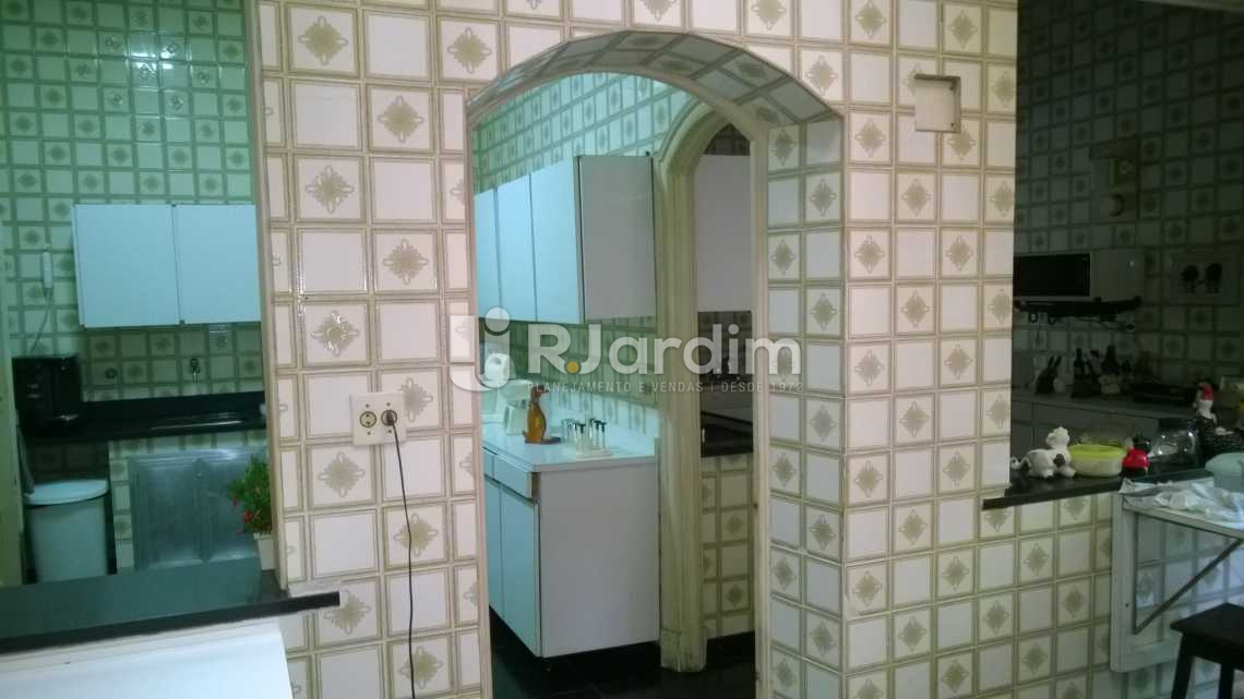 Conheça COZINHA 2 do imóvel - Casa À VENDA, Cosme Velho, Rio de Janeiro, RJ - LACA90001 - 22 COZINHA 2 - Casa À VENDA, Cosme Velho, Rio de Janeiro, RJ - LACA90001 - 22