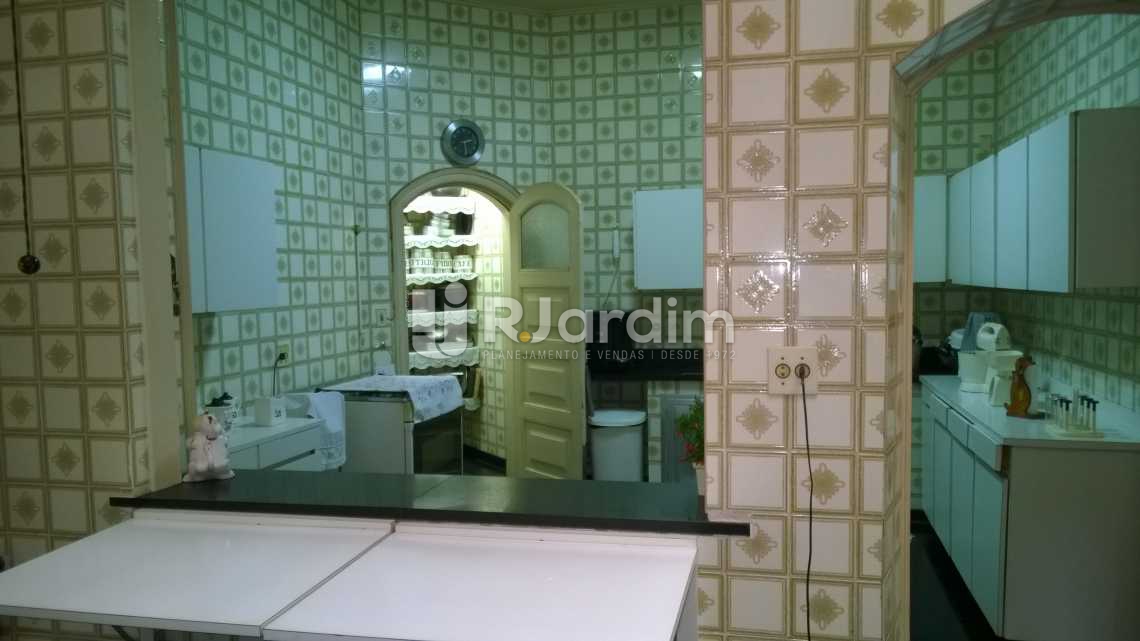 Conheça COZINHA 3 do imóvel - Casa À VENDA, Cosme Velho, Rio de Janeiro, RJ - LACA90001 - 23 COZINHA 3 - Casa À VENDA, Cosme Velho, Rio de Janeiro, RJ - LACA90001 - 23
