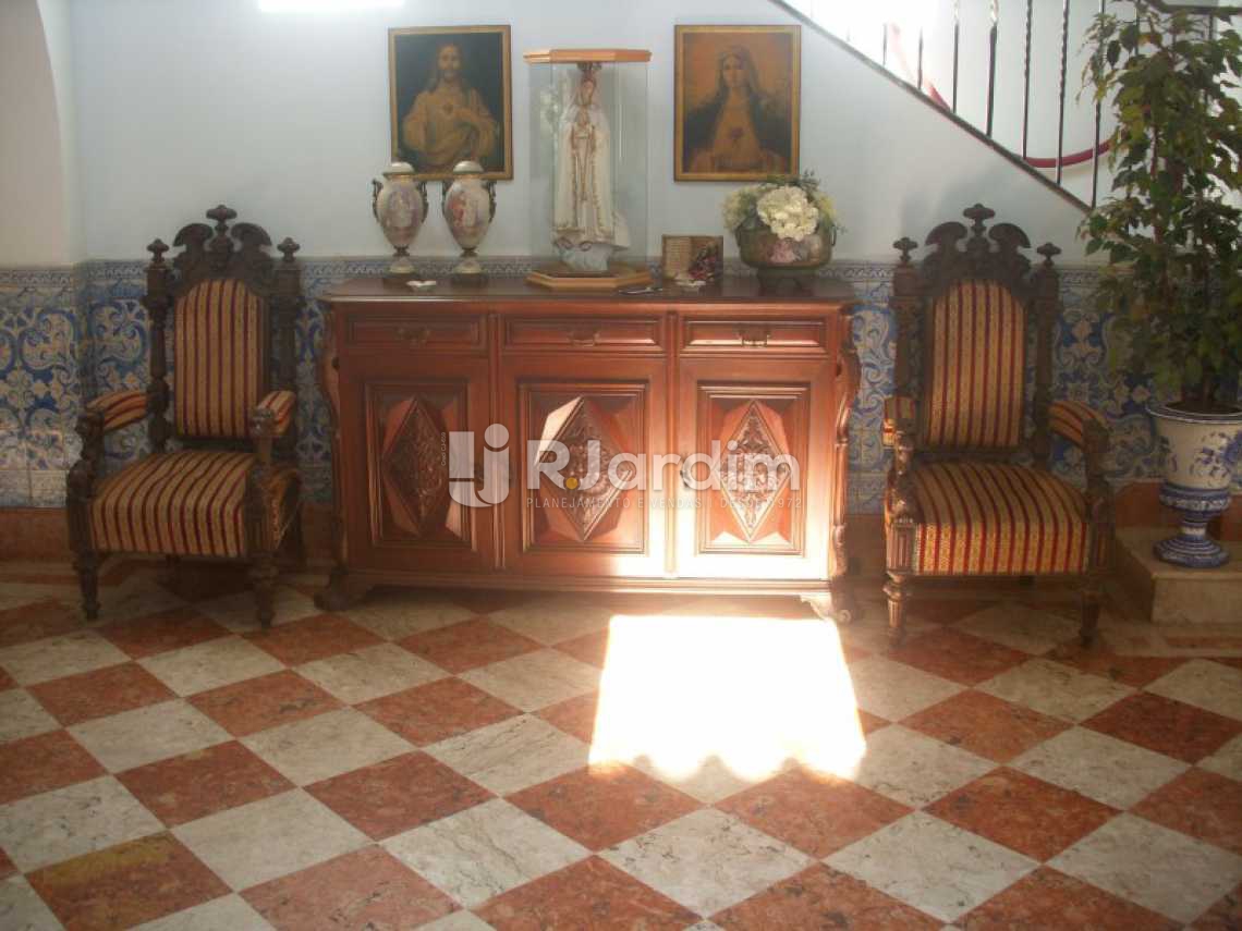Conheça HALL do imóvel - Casa À VENDA, Cosme Velho, Rio de Janeiro, RJ - LACA90001 - 6 HALL - Casa À VENDA, Cosme Velho, Rio de Janeiro, RJ - LACA90001 - 6