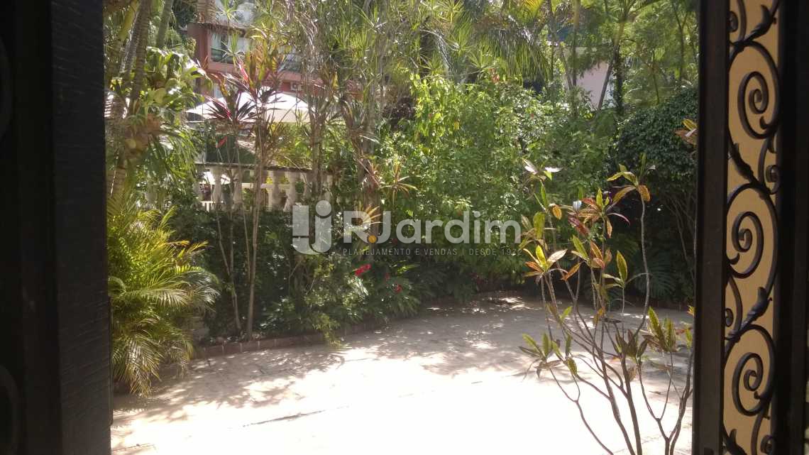 Conheça JARDIM do imóvel - Casa À VENDA, Cosme Velho, Rio de Janeiro, RJ - LACA90001 - 29 JARDIM - Casa À VENDA, Cosme Velho, Rio de Janeiro, RJ - LACA90001 - 29