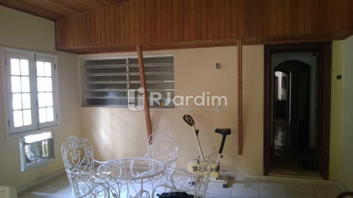 Conheça SALÃO DE JOGOS 2 do imóvel - Casa À VENDA, Cosme Velho, Rio de Janeiro, RJ - LACA90001 - 25 SALÃO DE JOGOS 2 - Casa À VENDA, Cosme Velho, Rio de Janeiro, RJ - LACA90001 - 25